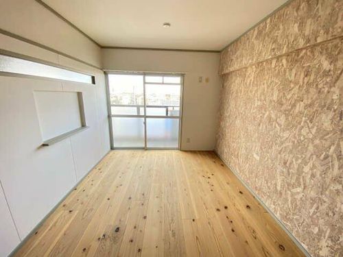 コ-トまきもりの居間