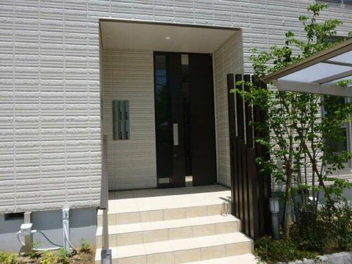 アルビオンの玄関