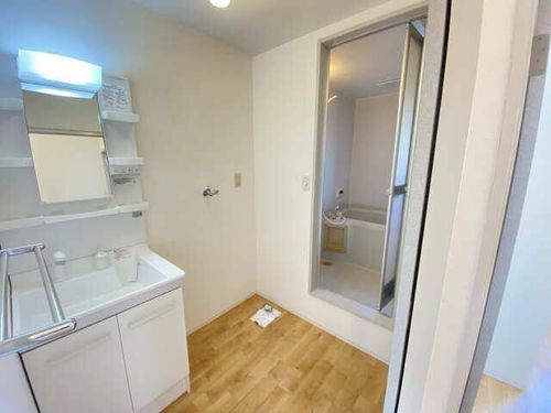 ヴェルドミール葵B棟の内装