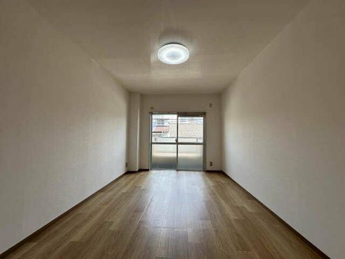 タウンハイツ松原の居間