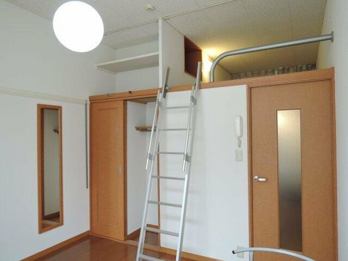 レオパレスタチバナ106の内装