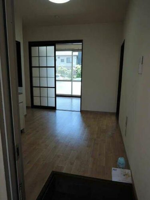 平和ハウスの玄関