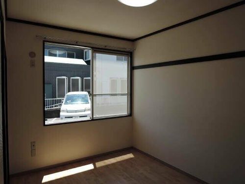 平和ハウスの居間