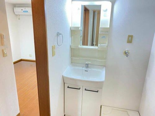 ウィルモア南島B棟の内装