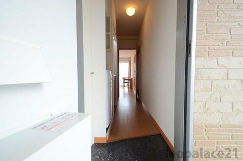 レオパレスKあんどK202の玄関