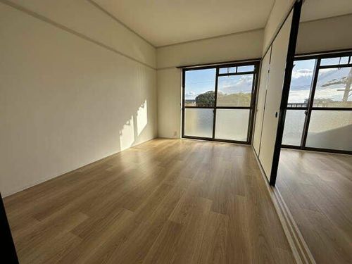 レジデンス南谷の居間