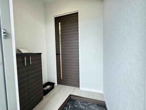 フレグランス田園Bの玄関