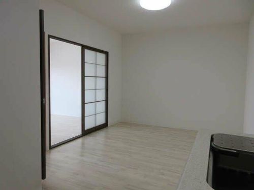 ドミール大西の居間