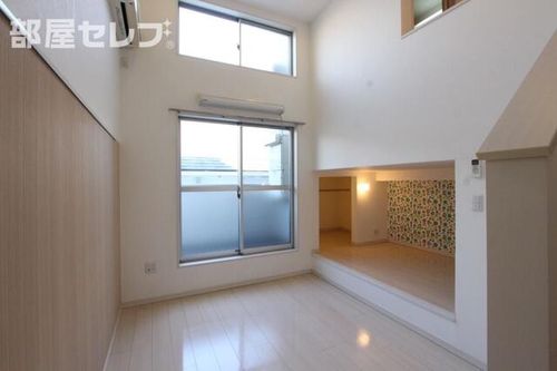 i・スペース小本203の内装