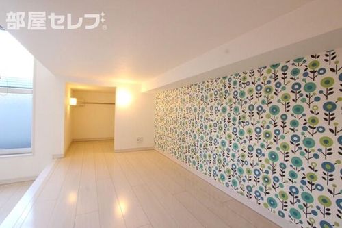 i・スペース小本203の内装