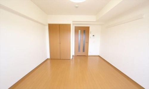 愛知県名古屋市名東区宝が丘(マンション)の賃貸物件の居間