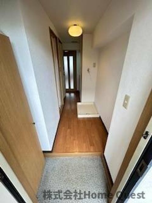 カサベルデ小阪の玄関