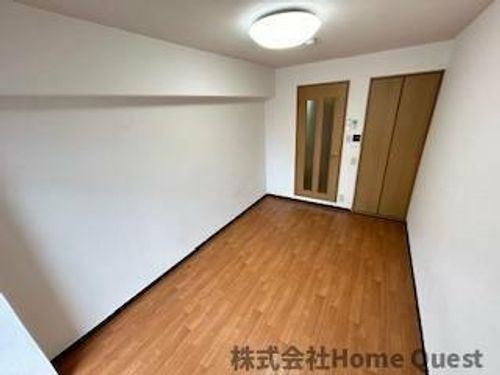 カサベルデ小阪の居間