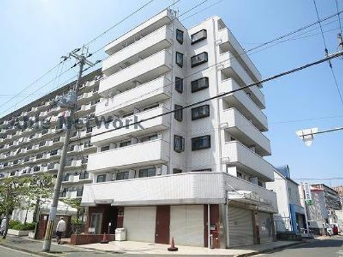 スカイ 南花台702の外観