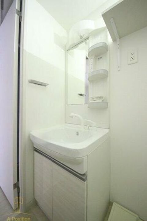 ファーストフィオーレ本町イーストの内装