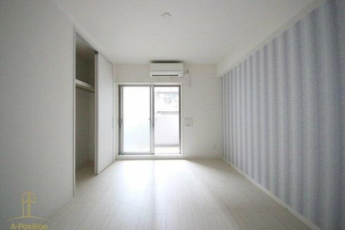 ファーストフィオーレ本町イーストの居間