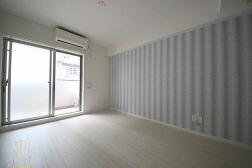 ファーストフィオーレ本町イーストの内装