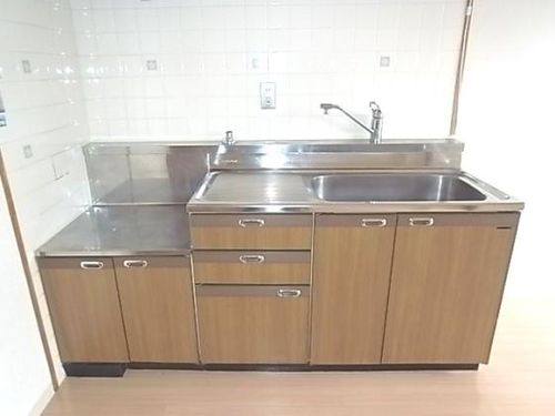 グレーシィ東生駒303のキッチン