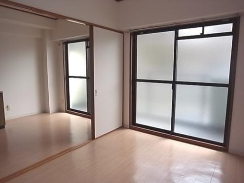 グレーシィ東生駒303の内装