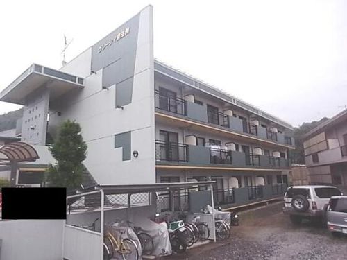 グレーシィ東生駒303の外観