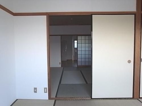 南生駒ハイツの内装