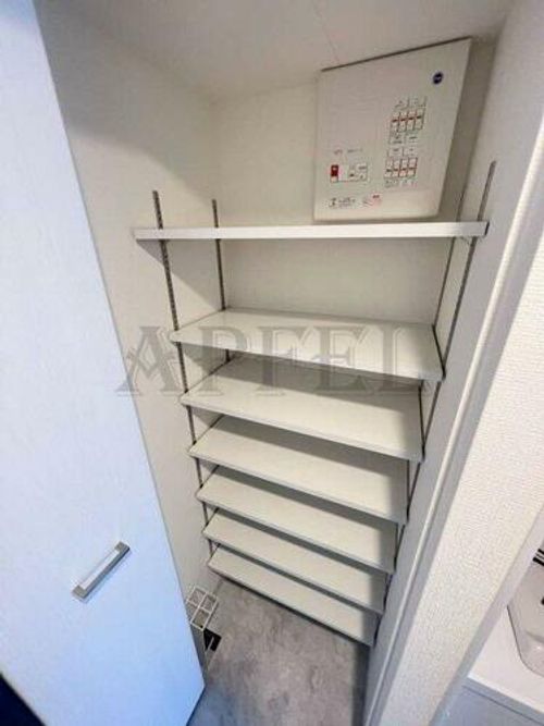 エスリードレジデンス大阪弁天町の玄関