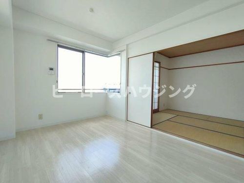 大阪府豊中市南桜塚1丁目(マンション)の賃貸物件の居間