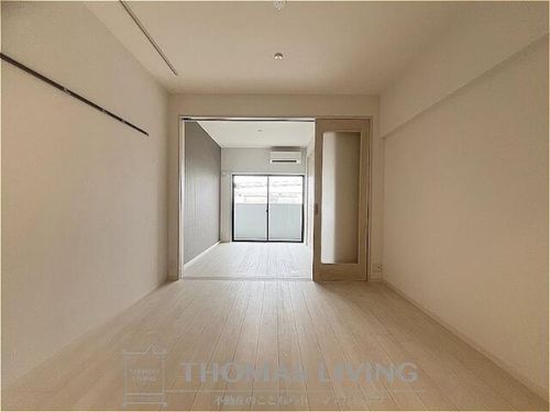 コンダクトレジデンスFUTAJIMA505の居間