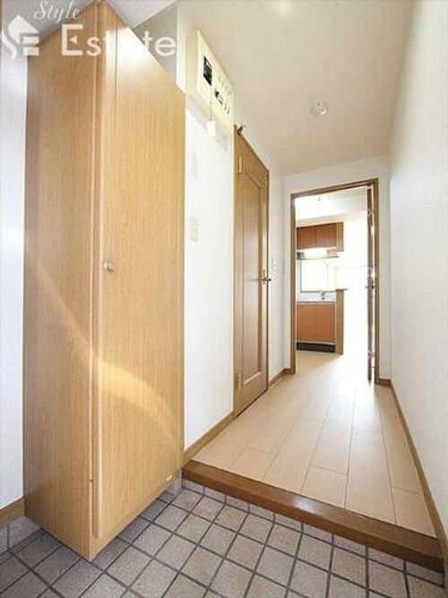 グラン アルカンシエル305の玄関