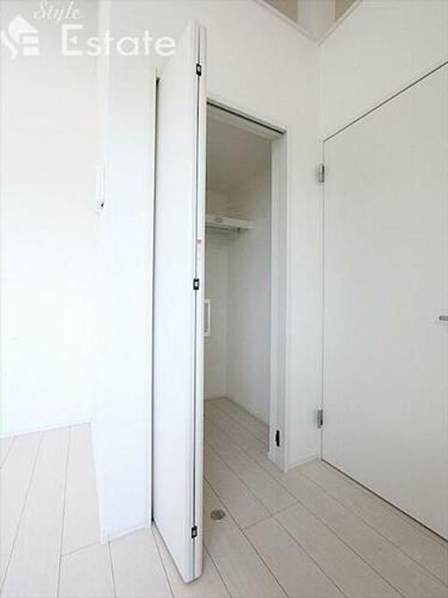 E.S.プレミア(イーエスプレミア)201の内装