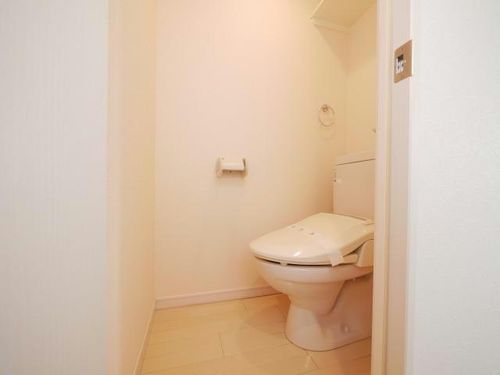 フリーダムコート栄通16の内装