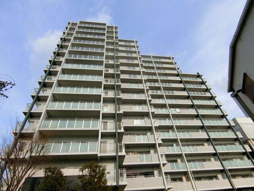 プロパレス泉ヶ丘の外観