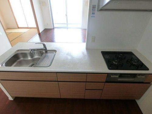 プロパレス泉ヶ丘のキッチン