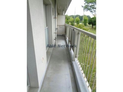 ヴィラナリー千代田  9号棟104の内装