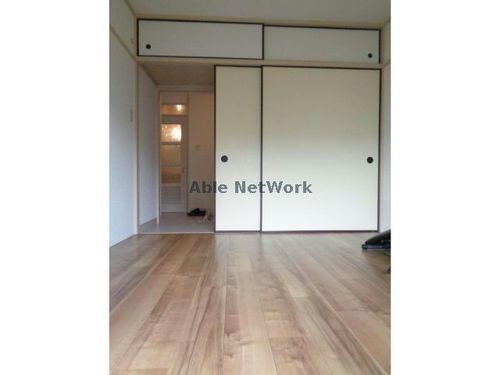 ヴィラナリー千代田  9号棟104の内装