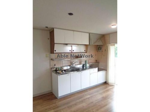 ヴィラナリー千代田  9号棟104のキッチン