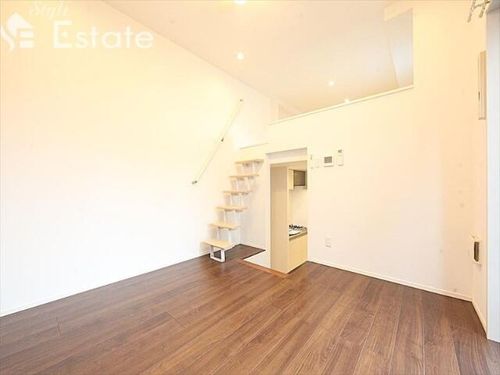 愛知県名古屋市中村区中村町8丁目(アパート)の賃貸物件103の居間