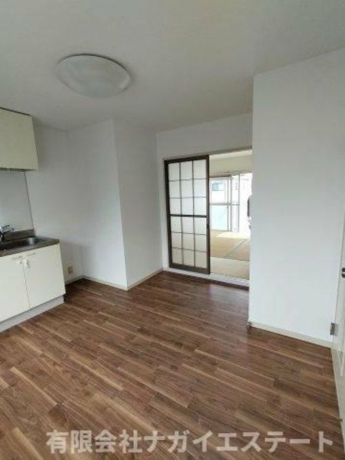 ハイツどりーむ202の居間