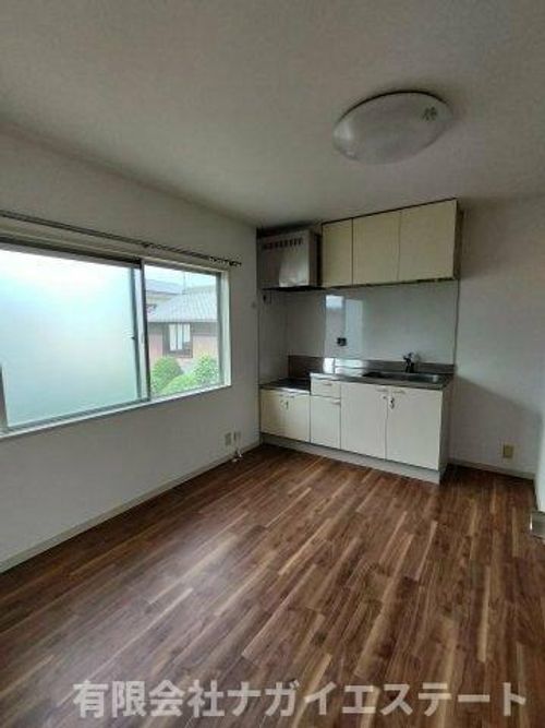 ハイツどりーむ202の居間