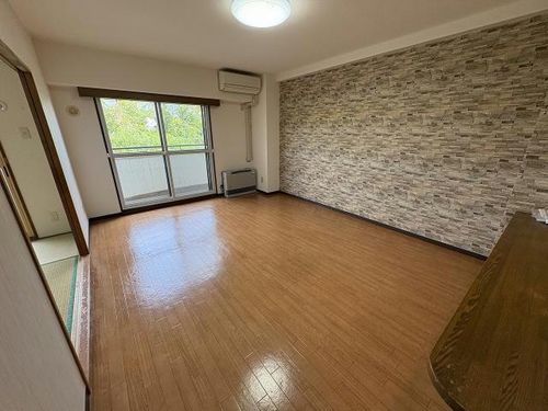 マンションリヴァージュの居間