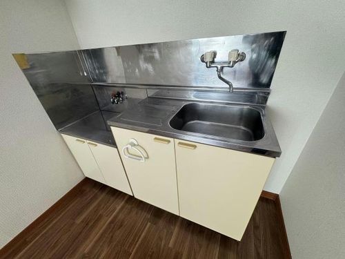 テラハウス万代105のキッチン