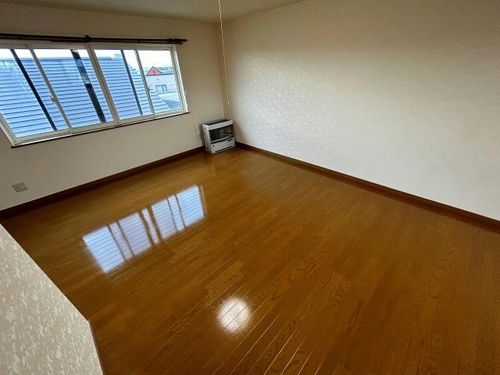 コレスト301の居間