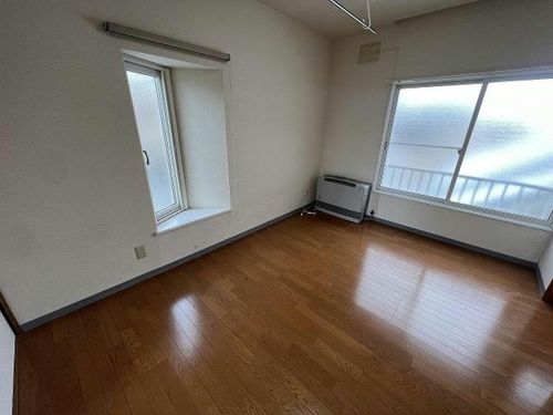 フェリカ2-Eの居間