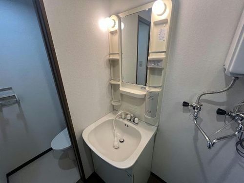 ピュアパレス函館303の内装