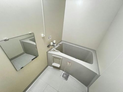 オークヴィラ中道102の風呂