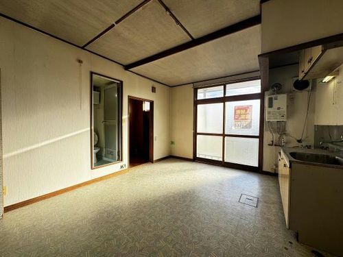 幸福マンション8の居間