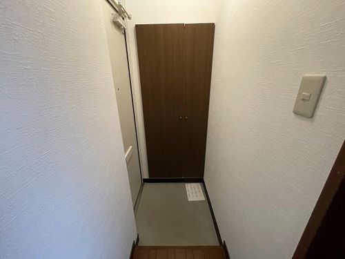 ルミエール昭和の玄関