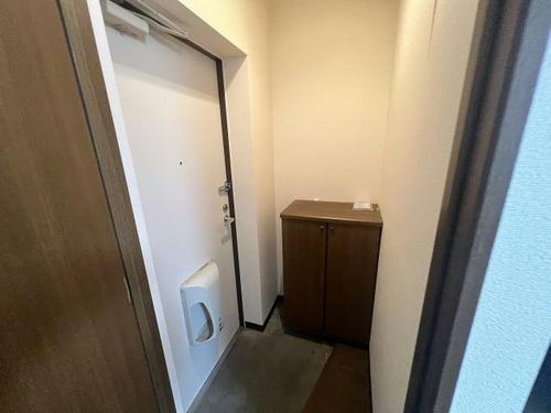 ピュアパレス函館の玄関