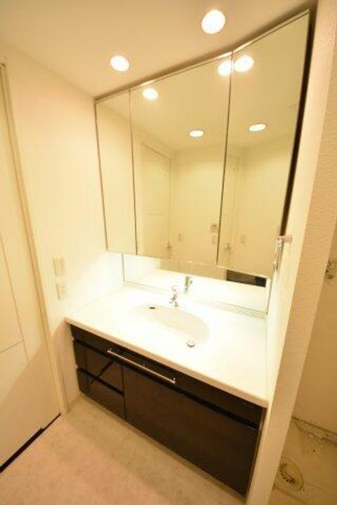 リベール三宮ミッドキャストの内装