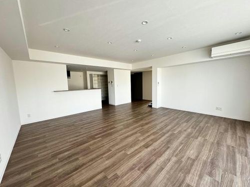 リアライズ松陰Ⅵの居間